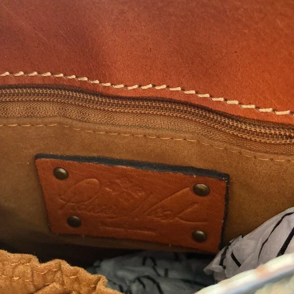 NWT Patricia Nash all leather Crossbody bag - Picture 6 of 9